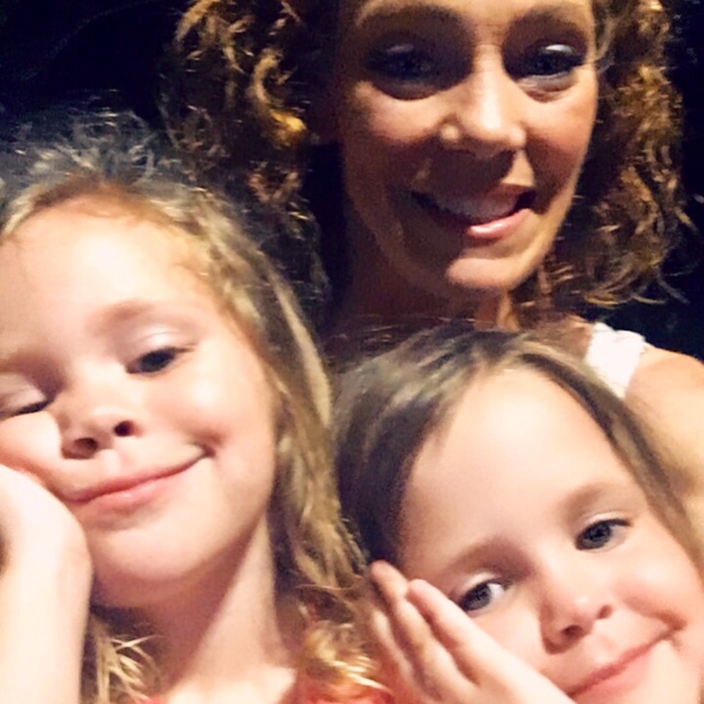 Meet your Posher, Kayla